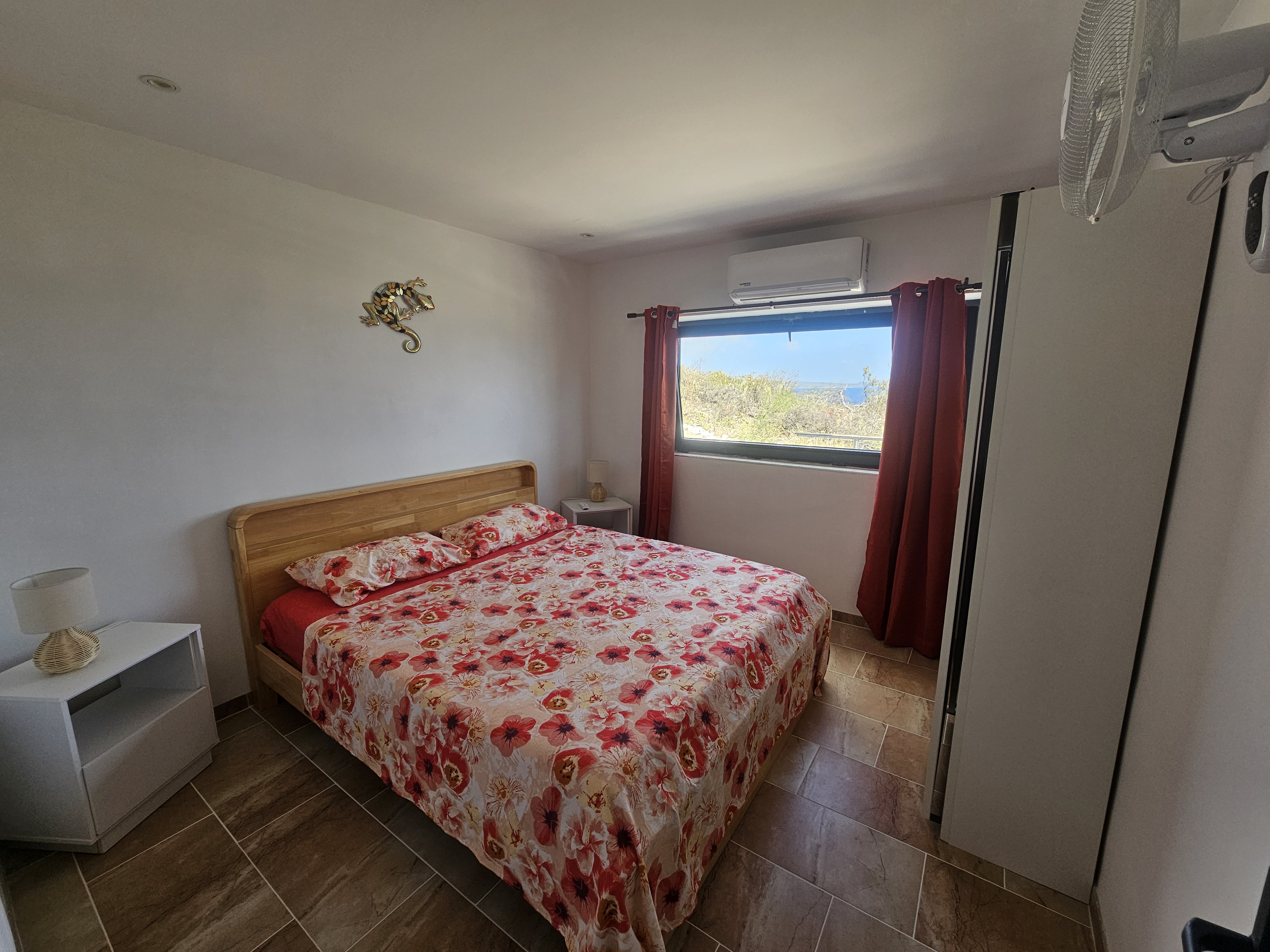 Erstbezug -Exklusive Wohnung in traumhafter Lage mit Meerblick!